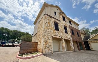 1402 Parker Lane