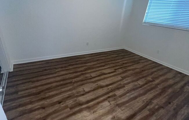 WILSON AVENUE 4640 - 8 units