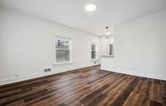 1 bed, 1 bath, 550 sqft, $2,100