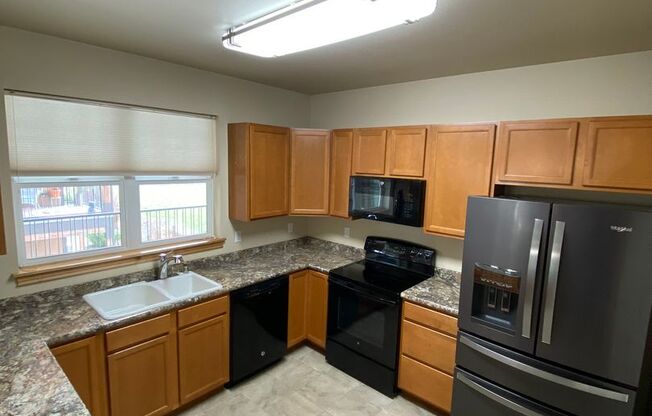 2 beds, 2 baths, $1,795