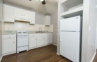 Studio, 1 bath, 380 sqft, $495, Unit 232