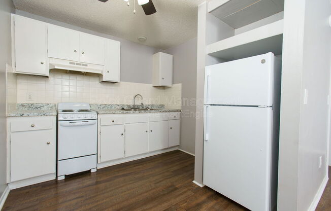 Studio, 1 bath, 380 sqft, $495, Unit 232