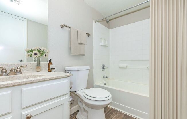 2 beds, 2 baths, 900 sqft, $1,349, Unit 2-157
