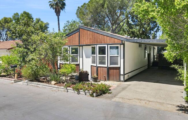 3 Bedroom 2 Bath Home Located at the Top O' Topanga