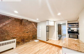 61 PHILLIPS ST