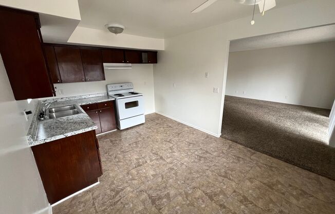 2 beds, 1 bath, $1,795