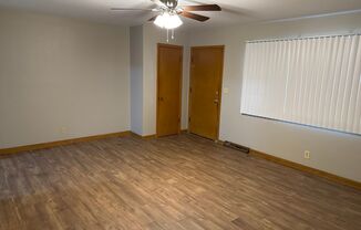 3 beds, 1 bath, $995