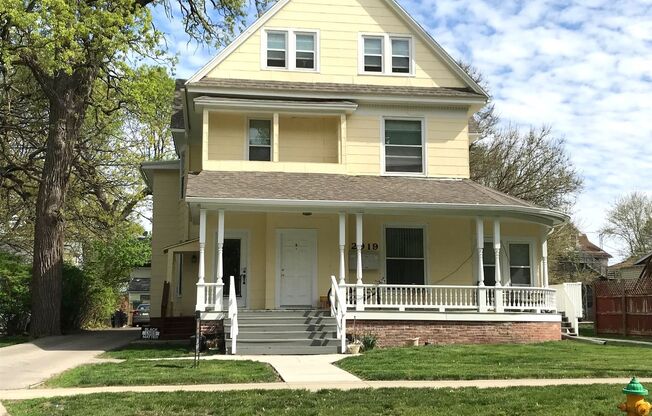 2919 Cottage Grove