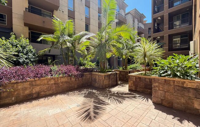 Stylish 3-Bedroom Ground Floor Unit in the Heart of East Village