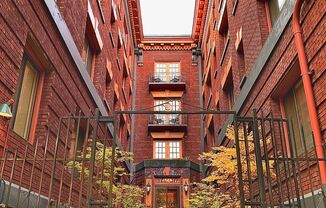 Melcliff Apartments