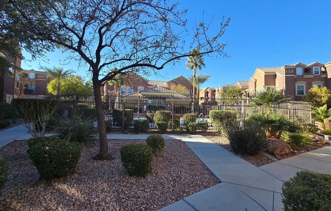 3975 N Hualapai Way #219