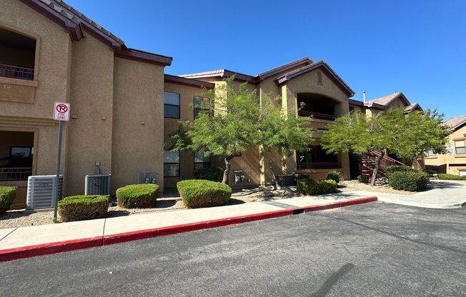 CUTE UPSTAIRS CONDO UNIT , LOCATED IN A GATED COMMUNITY 2 BEDROOM / 2 FULL BATH