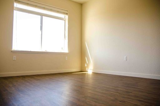 3 beds, 2 baths, 1,035 sqft, $3,995, Unit 206