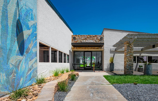 Leasing Office Entrance