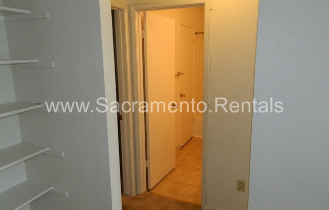 2 beds, 1 bath, $1,495, Unit # 85