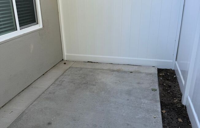 2 beds, 1 bath, 802 sqft, $2,845, Unit 6930-E