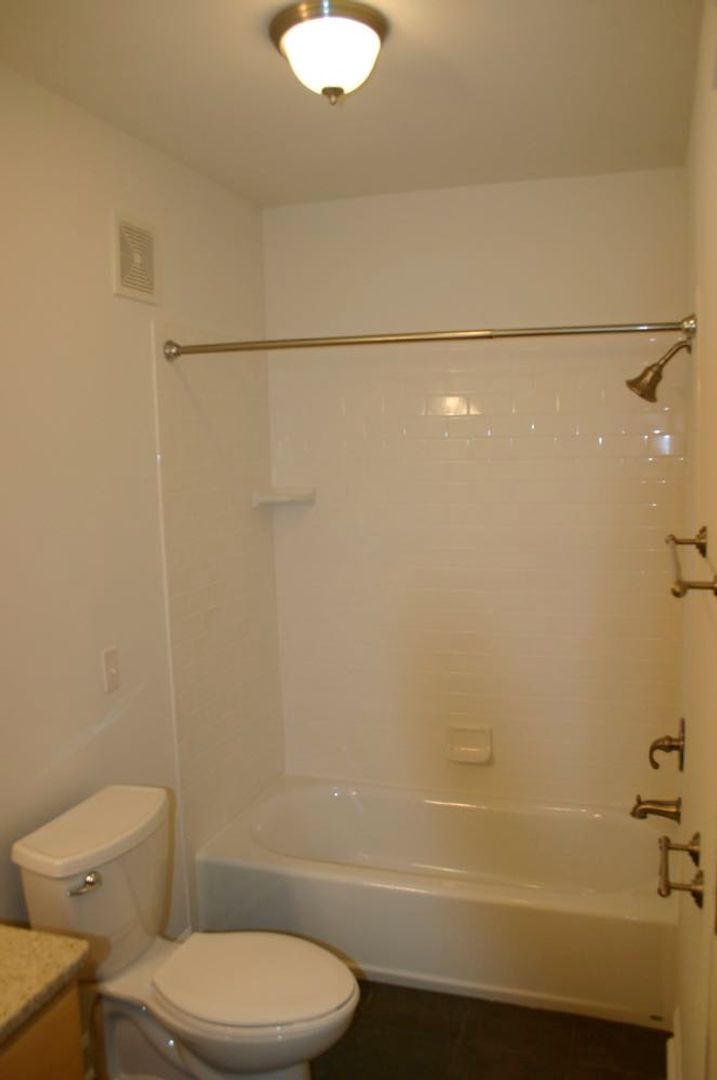 246 White Bridge Rd, Nashville TN 37209 #C1