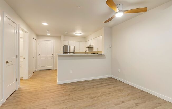 1 bed, 1 bath, 593 sqft, $1,895, Unit 306