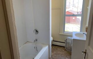 3 beds, 1 bath, $1,495