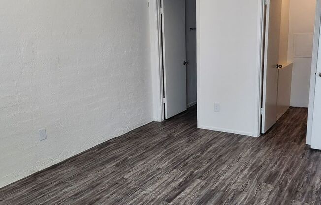 2 beds, 2 baths, 883 sqft, $1,299, Unit 126