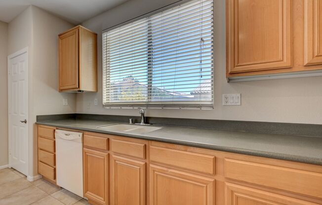 3 beds, 2 baths, $1,795