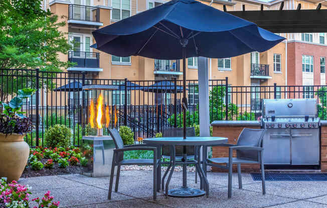 Mosaic District apartments for rent - The Reserve at Tysons Corner Poolside, outdoor lounge