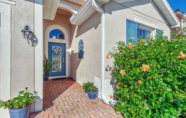 Exquisite 3 bed/3 bath/2 car garage Unfurnished Annual Rental in Stoneybrook of Venice