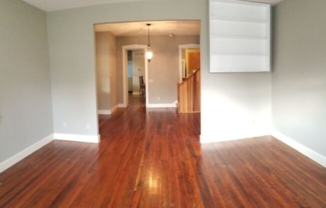 2 beds, 2 baths, $1,295