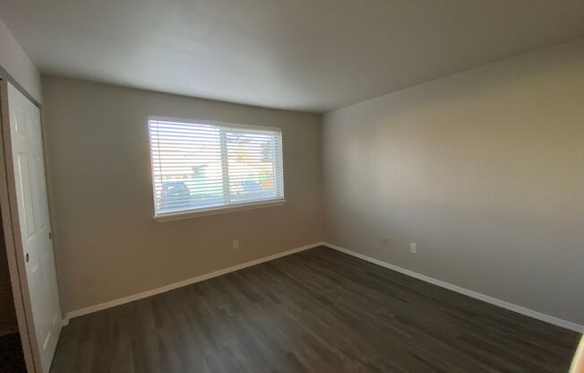 2 beds, 1 bath, 900 sqft, $1,495, Unit #4