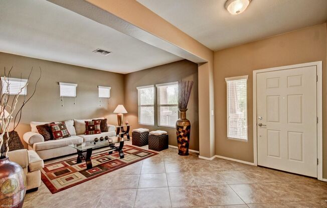 Gorgeous 4 Bed single level home at  Fireside - Norterra