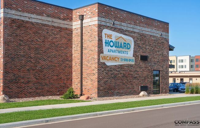 2 beds, 2 baths, 900 sqft, $1,475, Unit 232