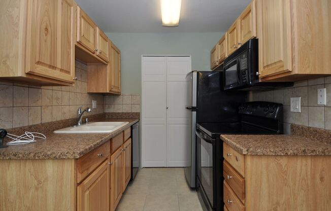 3 Bedroom/3.5 Bathroom Townhouse In Midvale