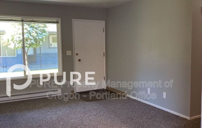 1049 SE Walnut St. #1-22