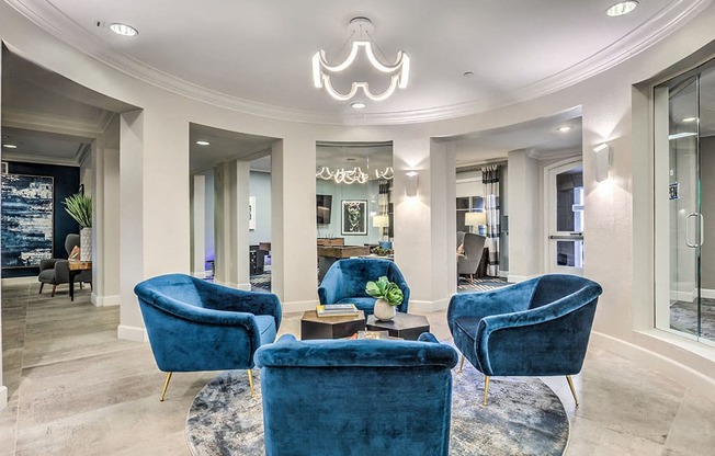 Welcome to Regents Court