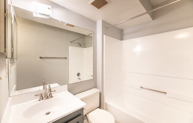 Bathroom With Bathtub at BellaVista, Woodbridge, VA