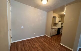 1 bed, 1 bath, $695