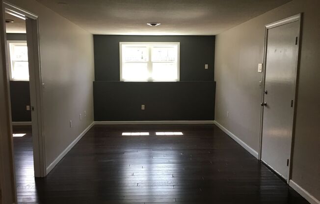 2 beds, 1 bath, 750 sqft, $1,700, Unit 5