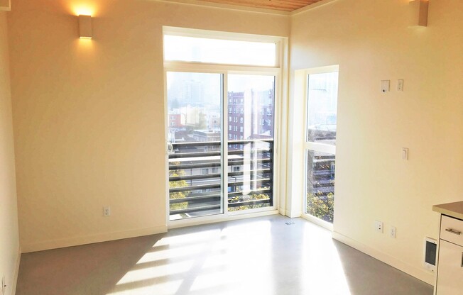 Studio, 1 bath, 330 sqft, $1,450, Unit # 502