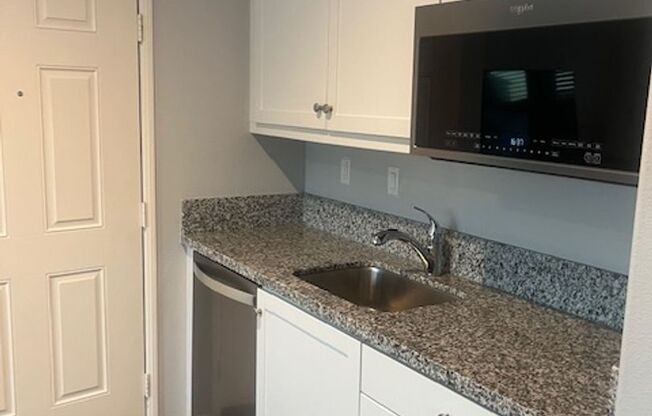 1 bed, 1 bath, $1,675