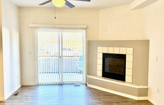 Updated 2-story townhome on the South side of Colorado Springs WITH Mountain Views