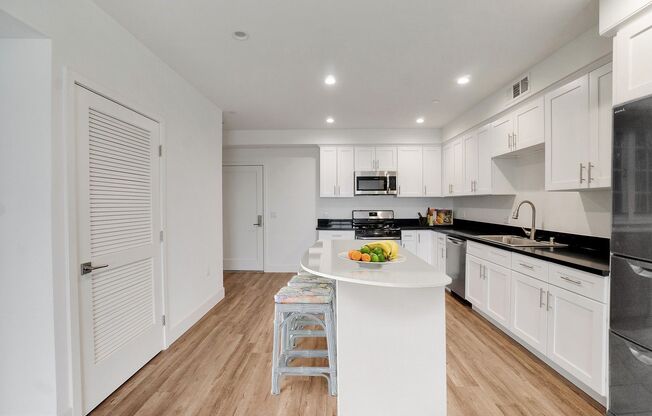3 beds, 2 baths, 1,345 sqft, $3,245, Unit 504