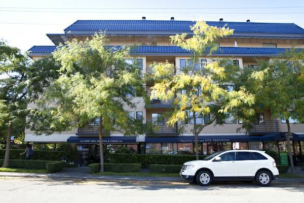 1 bed, 1 bath, 564 sqft, $1,595, Unit 304