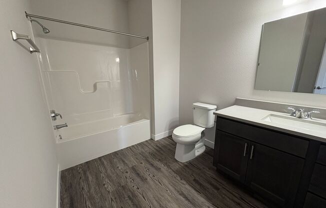 1 bed, 1 bath, 768 sqft, $1,560, Unit 4880-208