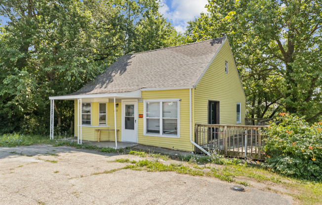 2812 MARTIN LUTHER KING DR