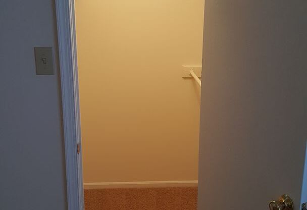 2 beds, 2 baths, 1,017 sqft, $1,700, Unit 303 #3A