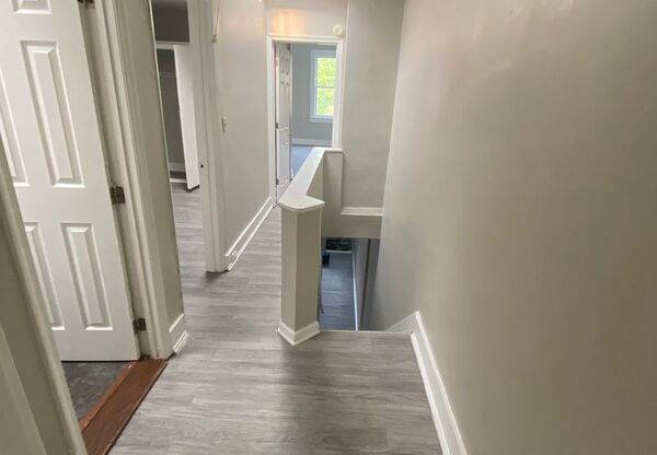 351 X GREENMOUNT AVE