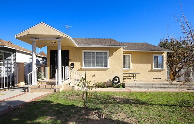 Gorgeous 3 Bedroom | 2 Bath