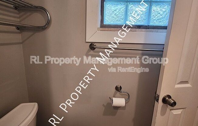 1 bed, 1 bath, 500 sqft, $825, Unit F