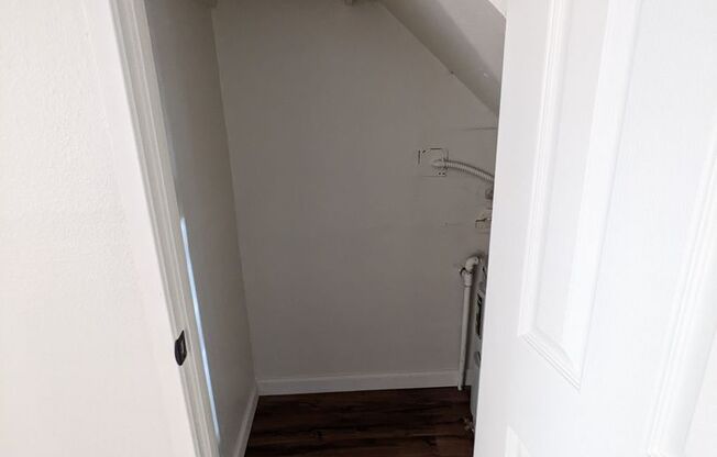 2 beds, 1.5 baths, 900 sqft, $1,425, Unit 7873