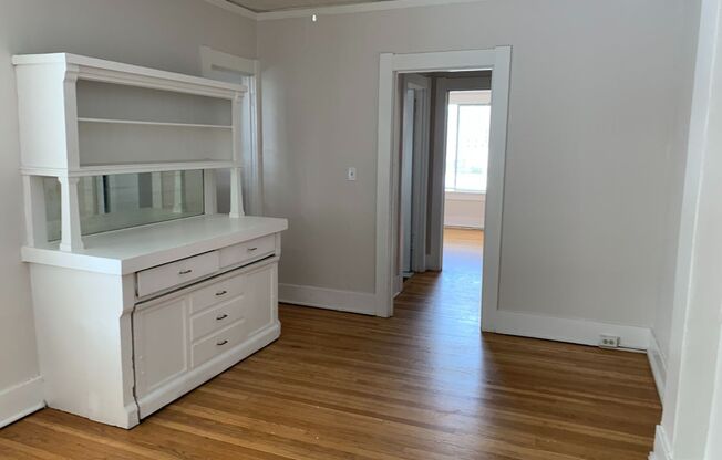 1 bed, 1 bath, 550 sqft, $1,265, Unit 23